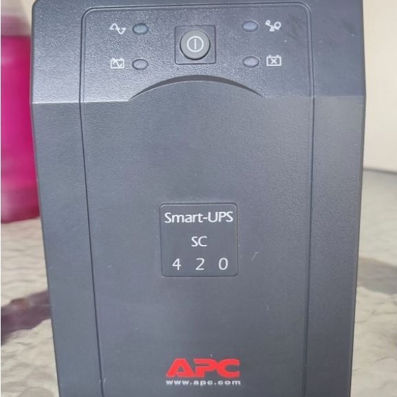 UPS APC Smart-UPS SC 420 (420VA / 260W) - Bekas Normal