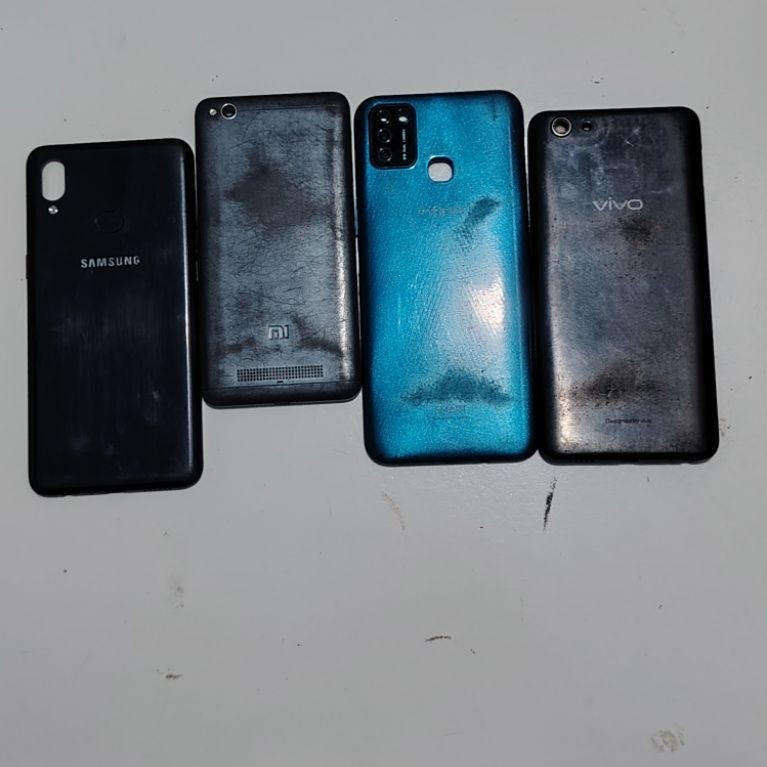 Bahan Part Backdoor Frame Bazel iphone 4(A1332) Samsung J1 Evercoss M50A Bellphone BP326 Redmi 2 Adv
