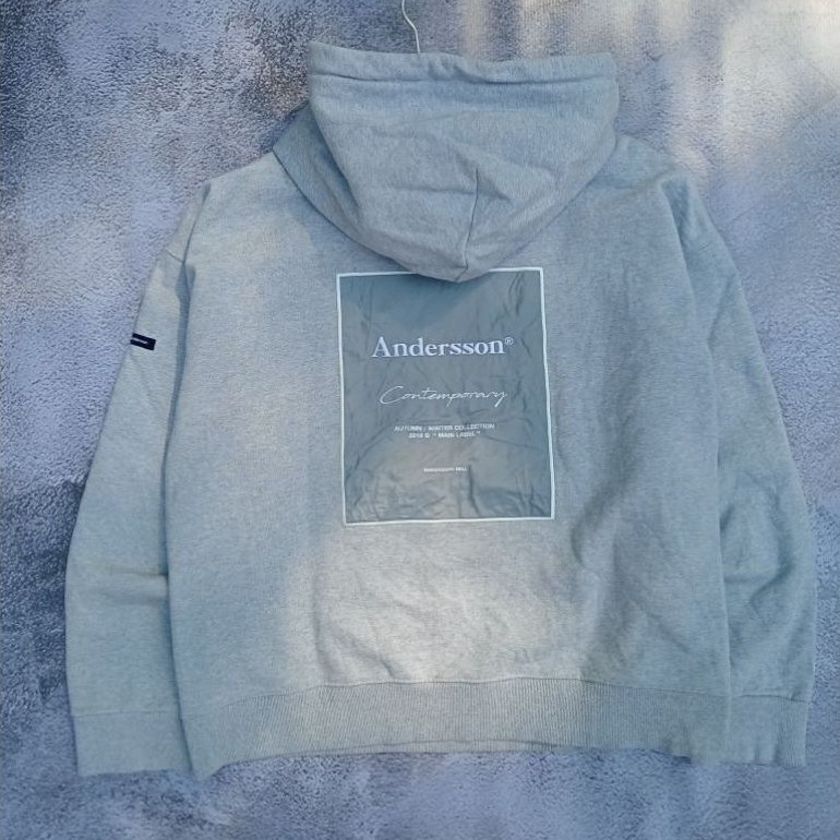 Hoodie Andersson bell