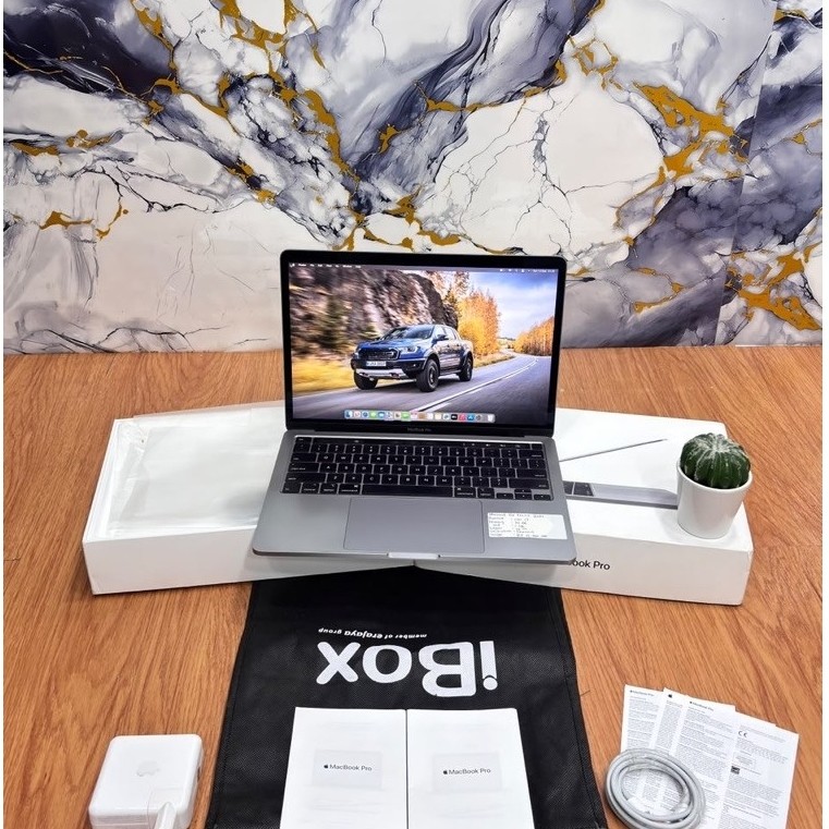 Macbook Pro Retina 2020