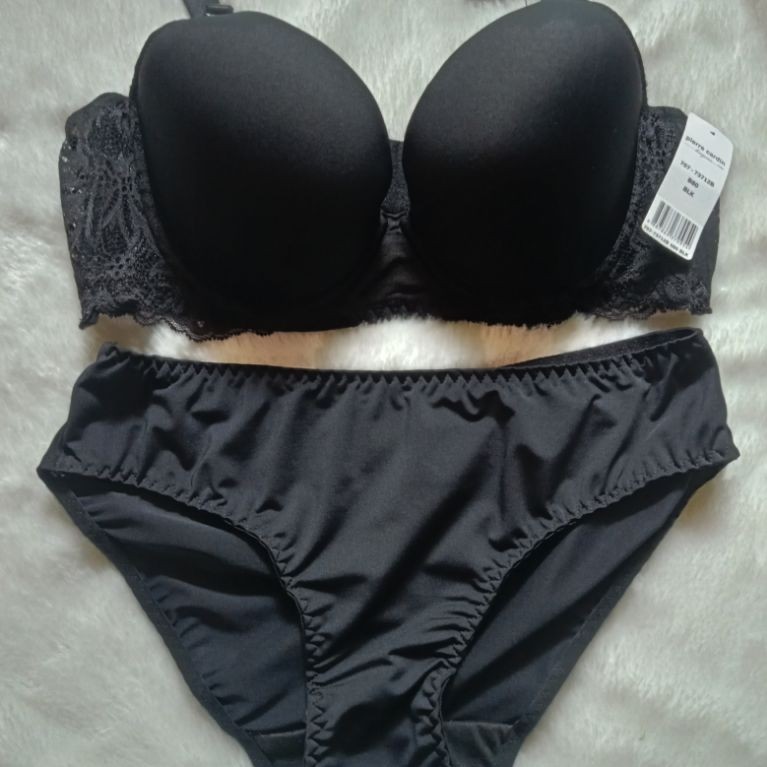 Bra set Pierre Cardin