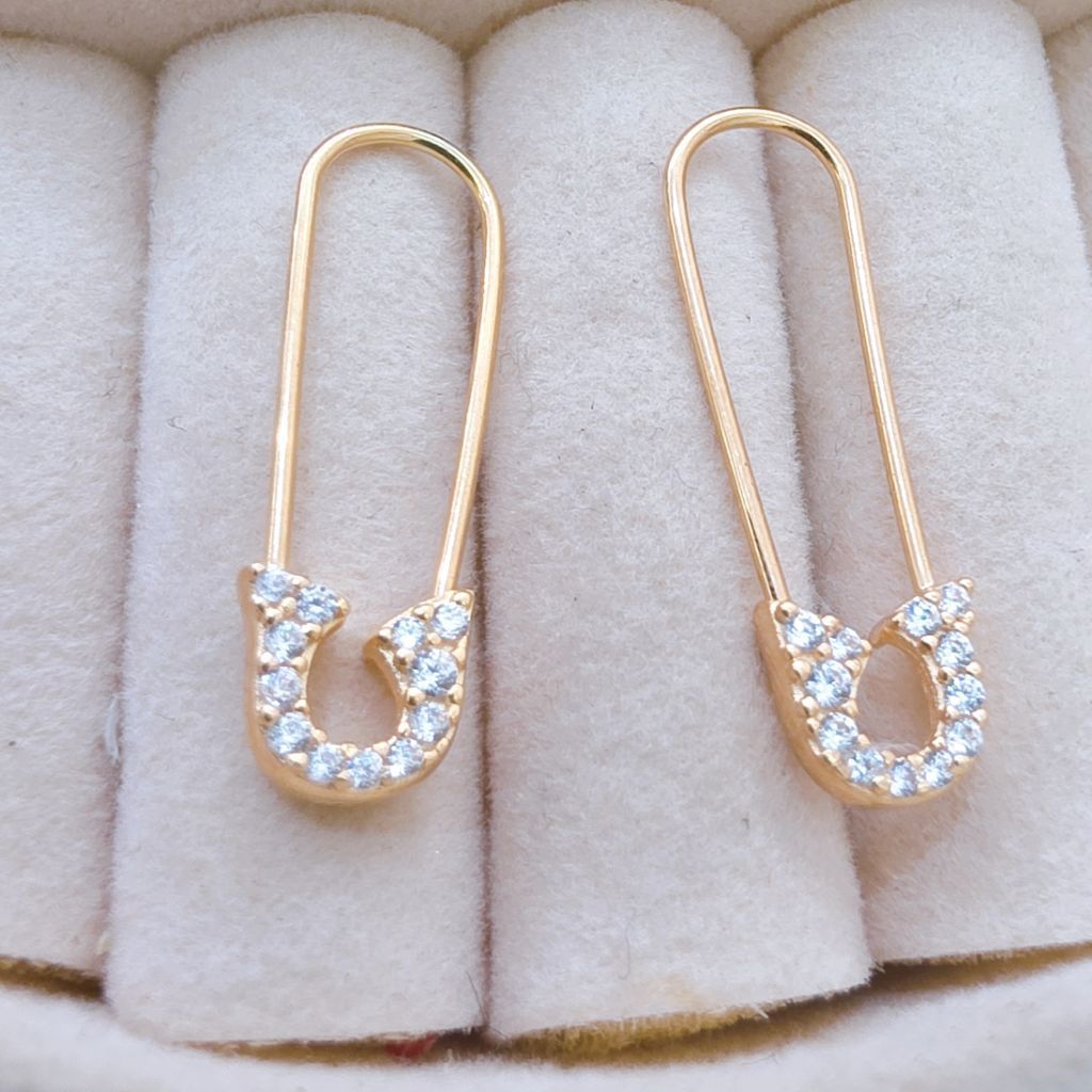 Anting emas peniti kadar 8K (1.33gram sepasang)