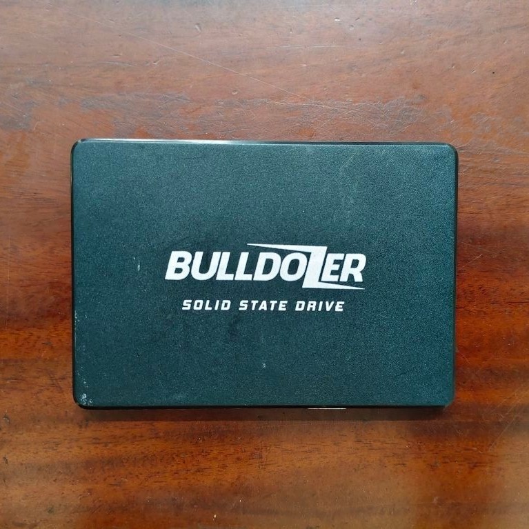SSD bulldozer 256GB bekas