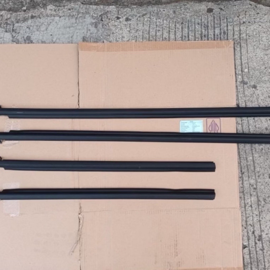 Pelipit Kaca Luar Toyota Fortuner 2006-2011