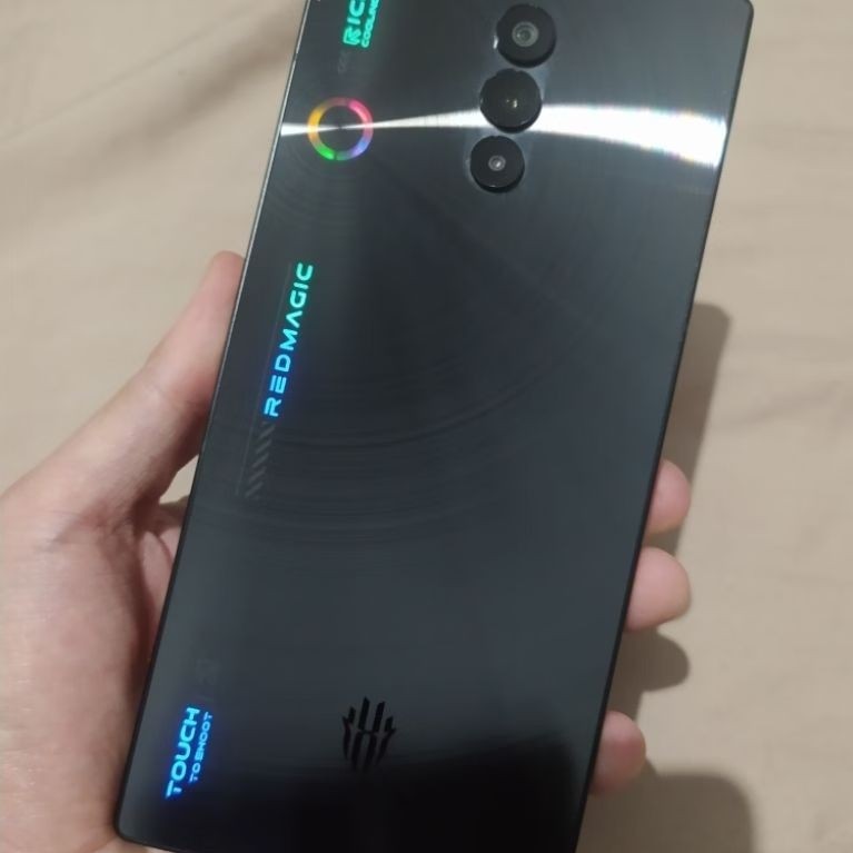 ZTE Nubia Red Magic 8s pro 12/256 Second like new no minus full set