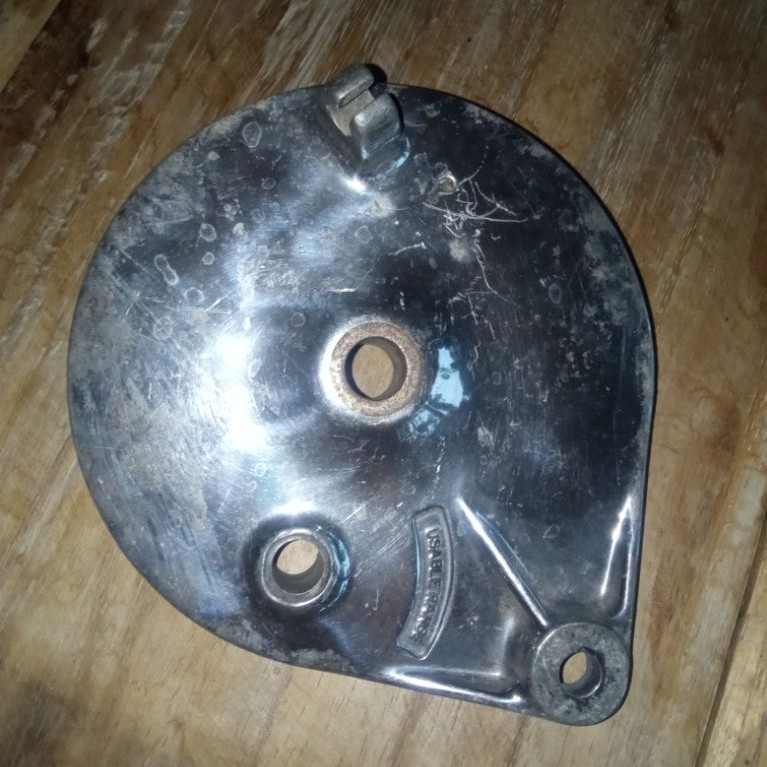 tutup tromol belakang Kawasaki KE 125 original