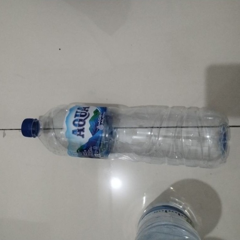 botol Aqua bekas