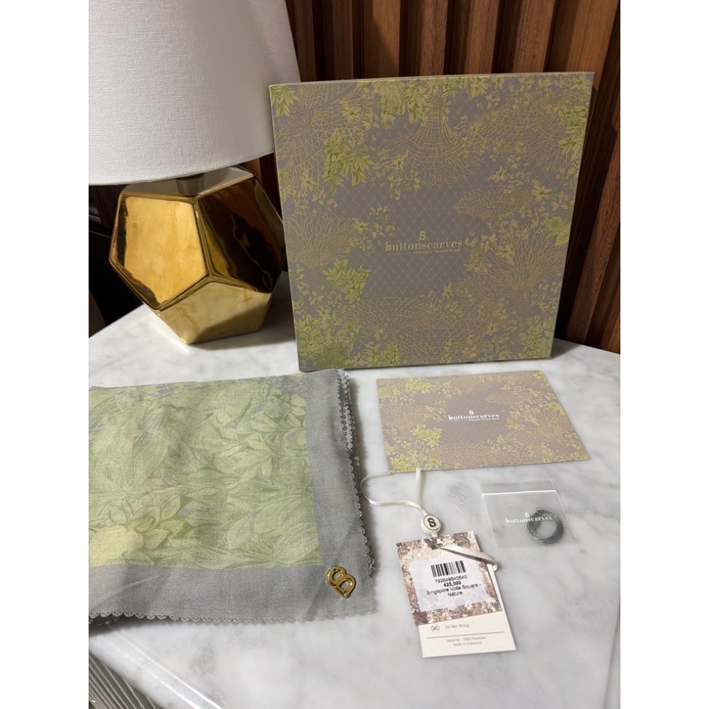 [PL] Buttonscarves - Singapore Voile Square - Nature