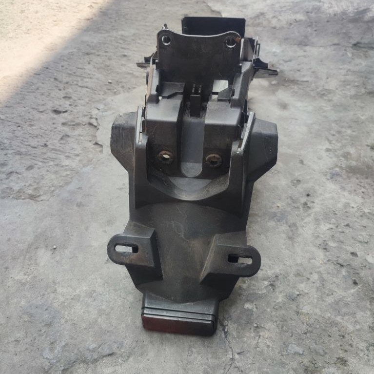 spakbor belakang byson karbu original