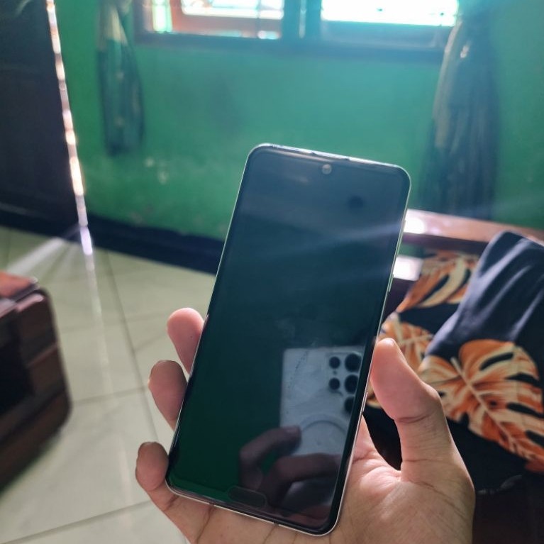 SHARP AQUOS R3 DT