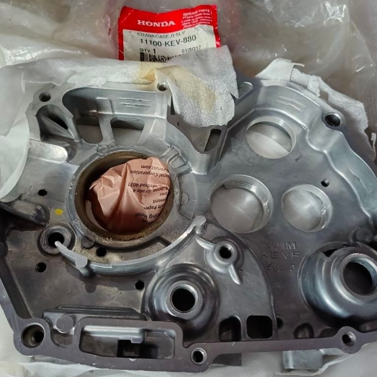 11100-KEV-880 Krankas Crankcase Krengkes Kanan Honda Supra KEV Original AHM Baru
