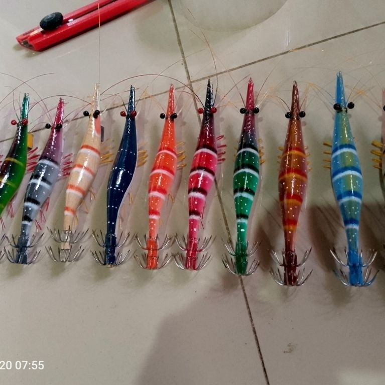 Egi handmade udang-udang KAYU