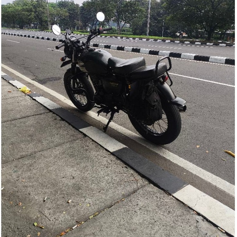 Jok w175 model Royal Enfield