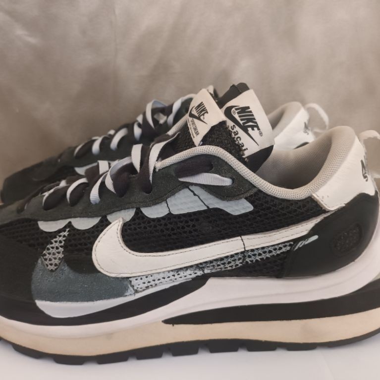 Nike x Sacai VaporWaffle 'Black White' size 42 insol 26.5