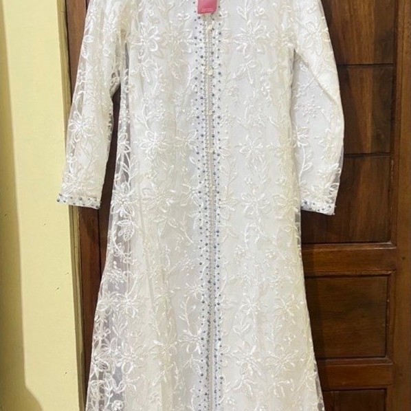 Alika Design Gamis brukat putih alika design size s
