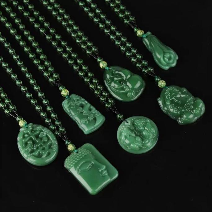 KALUNG LIONTIN GIOK PRIA DAN WANITA MODEL BATU DARI CHINA ASLI