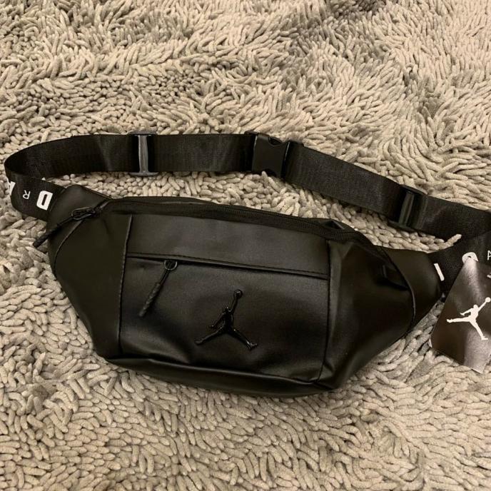 Bisa COD tas pinggang pria wanita jordan selempang waterproof waist bag import - Hitam tas selempang