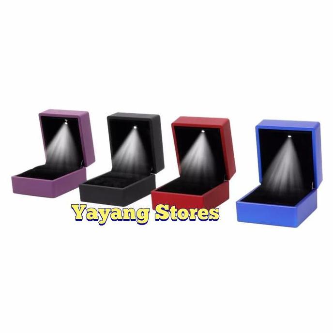 Kotak Cincin Led / Kotak Perhiasan Cincin Anting Lampu Led