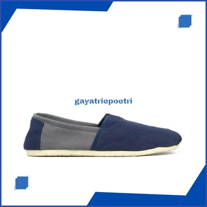 Re27 QIG-1722 As23 Sepatu Wakai pria-wanita/Sepatu slip on [TERMURAH] Sepatu santai. grade original 