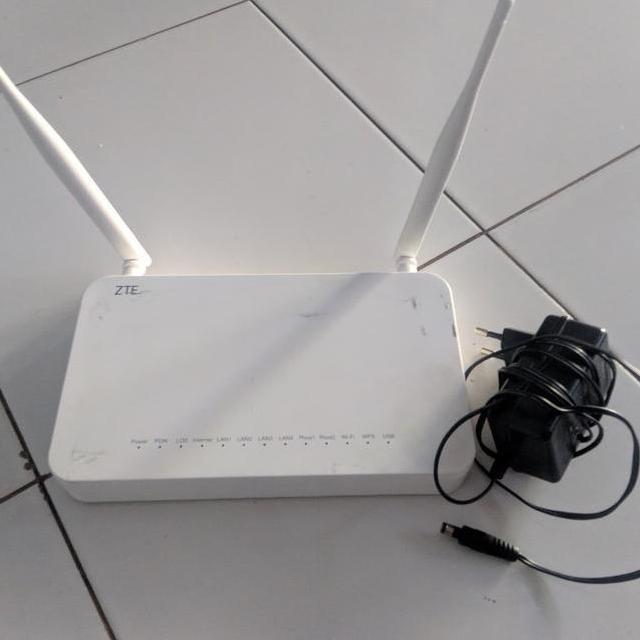 BARU[TERBARU] ONT GPON ZTE F609 MODEL ZXHN V3 + ADAPTOR Original