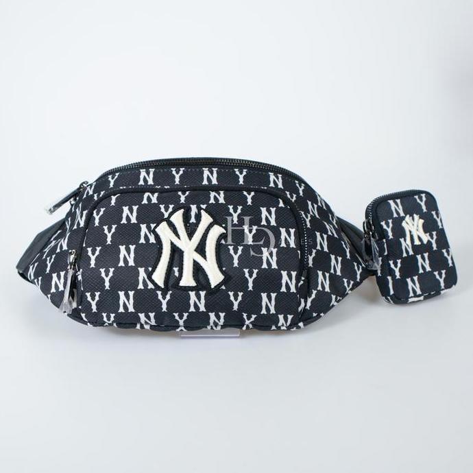 MLB NY Yankees Monogram Hip Sac Waistbag / Bumbag Black (3AHSM012N-50BKS)