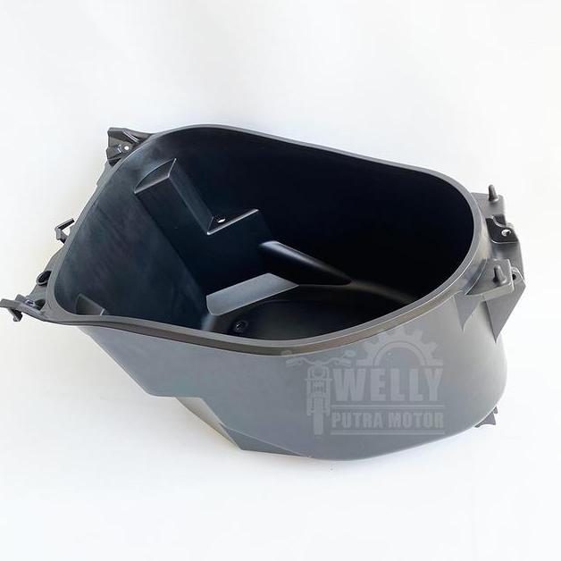 Box Bagasi Helm Honda Vario 150 Led 125 Esp 81250K59A70