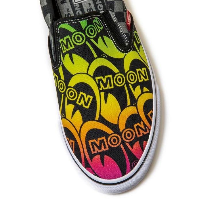 New  HCS2024 VANS x MOONEYES SLIP ON