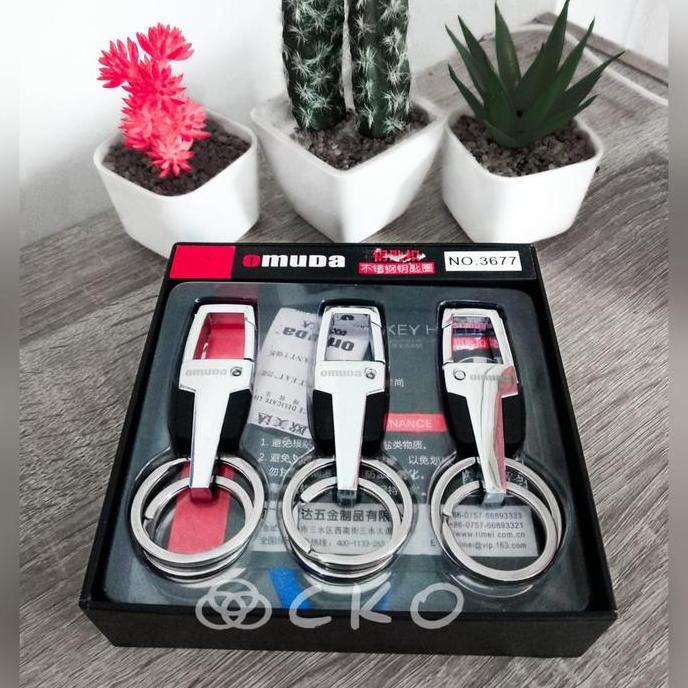 Gantungan kunci OMUDA untuk mobil/motor Cantolan berbahan Titanium