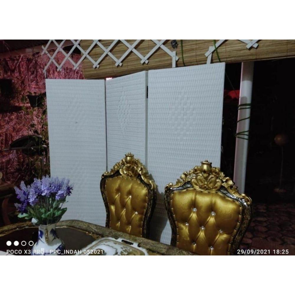 Penyekat Ruangan Rotan Sintetis Putih Minimalis Lipat