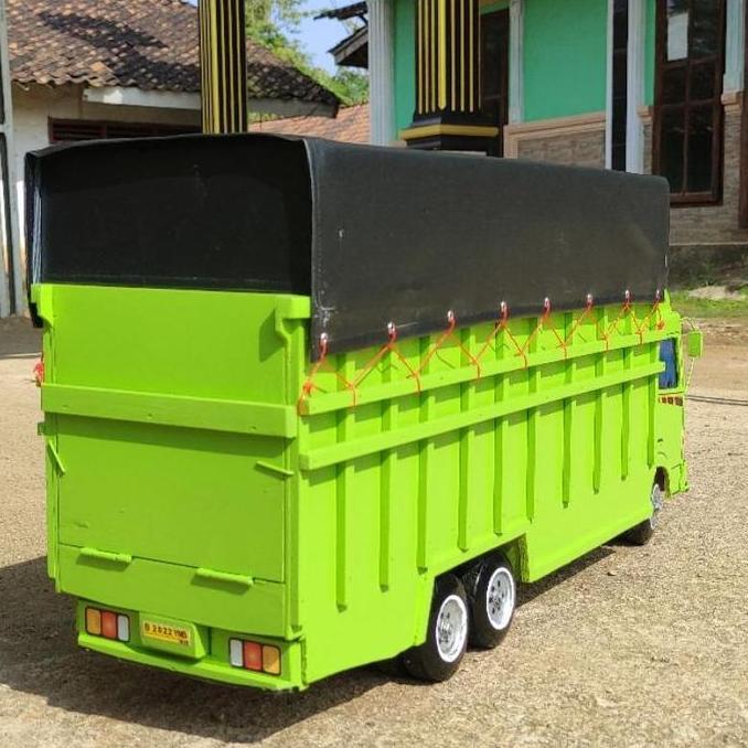 mainan mobilan truk oleng kayu tronton besar P 70cm miniatur truk