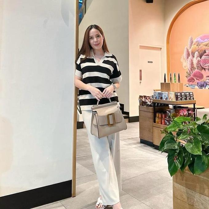 Kakeface34 - Clouwny Minjoo Stripes Set Atasan Lengan Pendek + Celana Panjang Highwaist