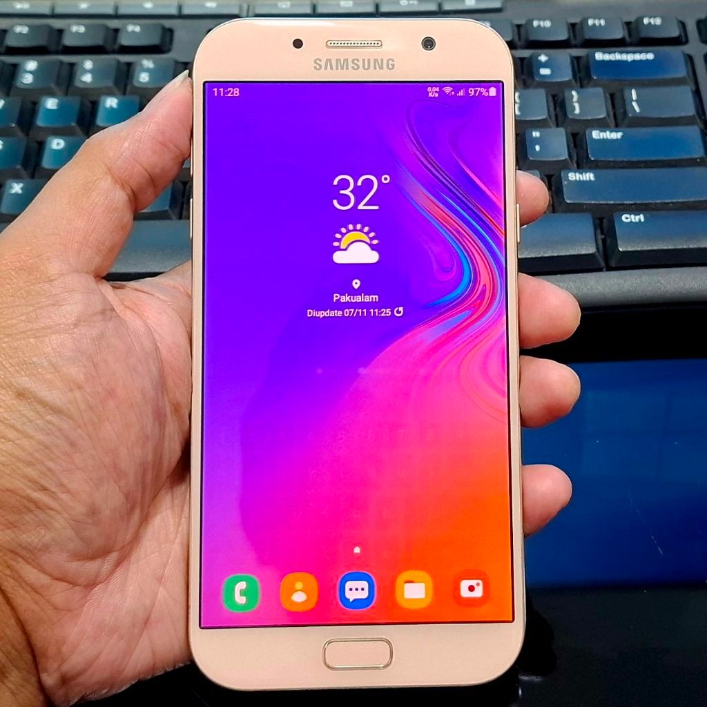 Samsung Galaxy A7 2017 (SM-A720F) - 3/32 GB - 4G LTE - NFC