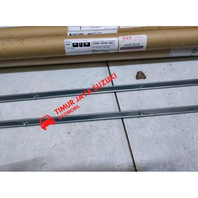 Pelipit Pintu/ Kaca Depan Luar / Dalam Katana Asli Sgp Sparepart Suzuki (Su)