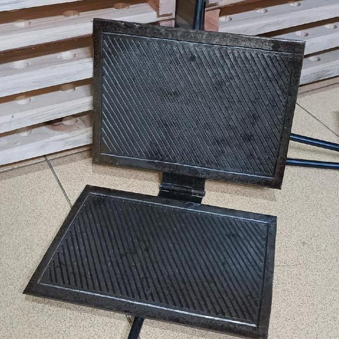 Cetakan kue semprong bahan besi baja anti lengket