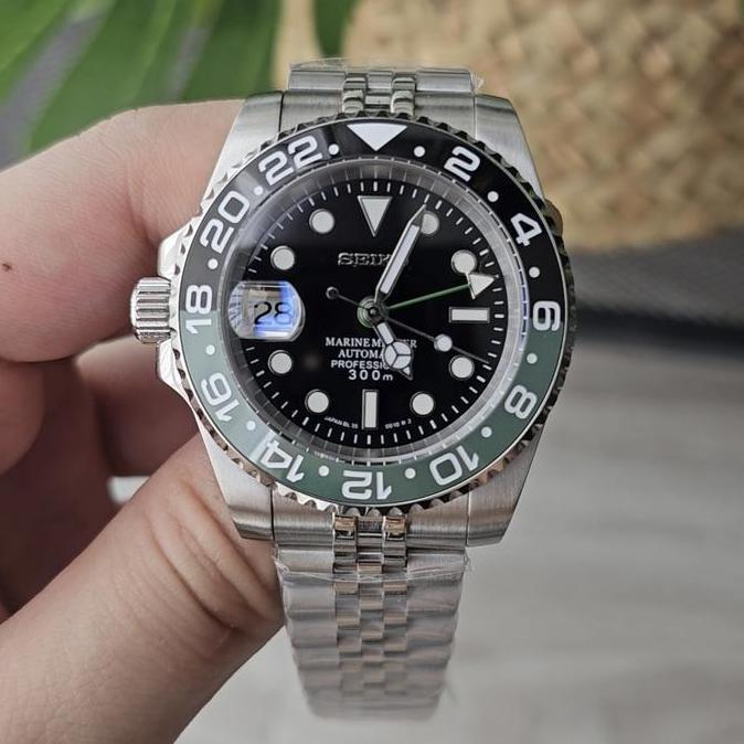 Seiko Mod With Jubilee Strap