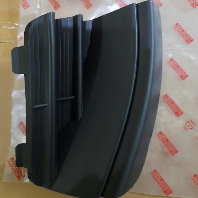 tutup towing derek bumper depan rush terios 2018 2019 2020