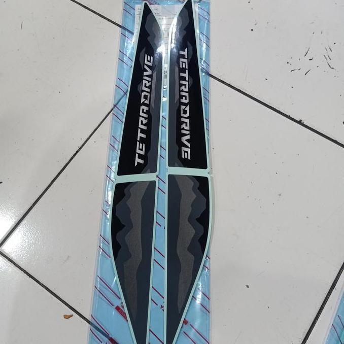 Stiker Body TETRADRIVE Fortuner 2022 original warna hitam Terlaris