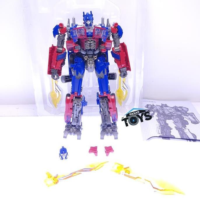 BaiWei TW-1022 Star Leader Optimus Prime SS44 Deformation Robot