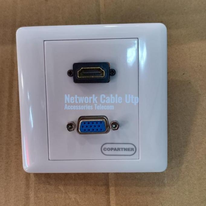 Outlet HDMI + VGA FORSALE