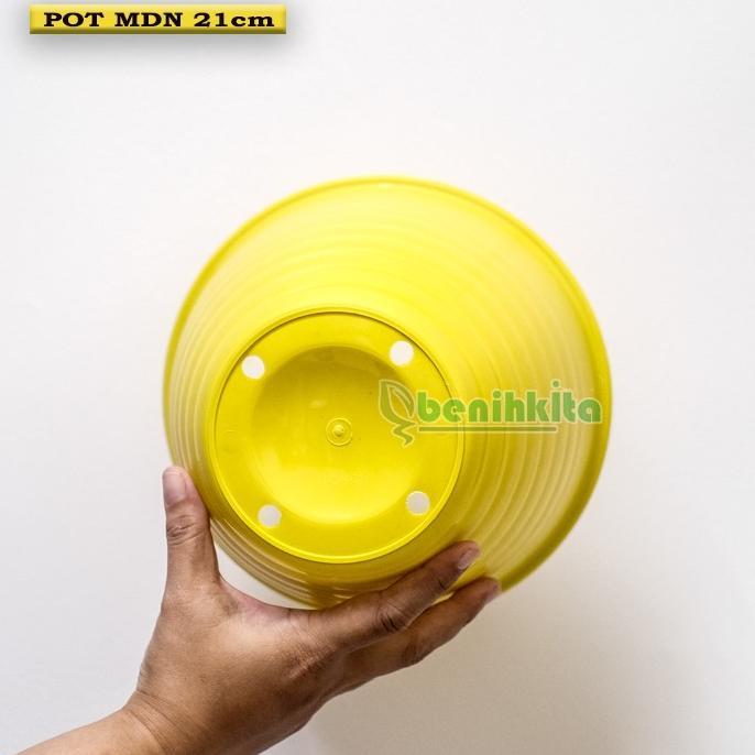 Bisa Cod Ya Kak Pot Tanaman-Bunga 21Cm Motif Tawon Warna-Warni ,,,