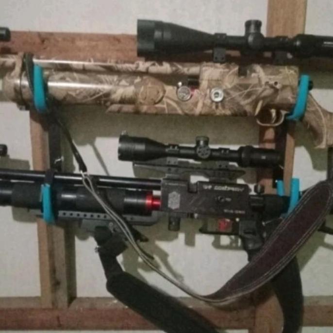 rak gantungan senapan di dinding besi gantungan senapan di dinding rak