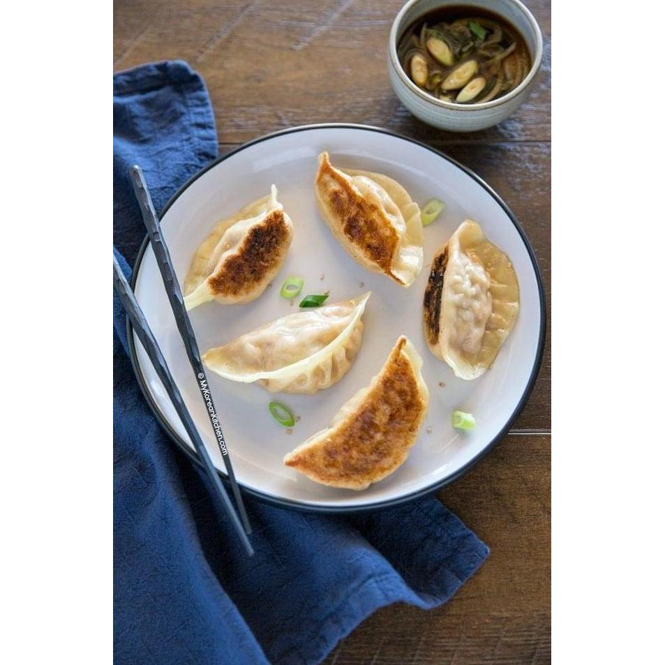 Choripdong Frozen Dumpling Vermicelli 500gr Gyoza Pangsit Bihun Korea