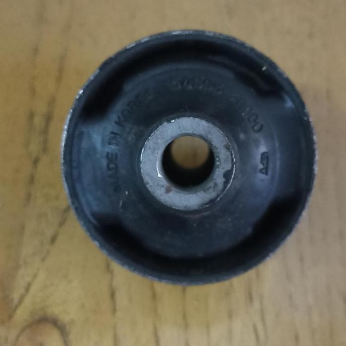 bushing lower arm besar bushing kapak kapak besar HYUNDAI SANTA FE FORSALE
