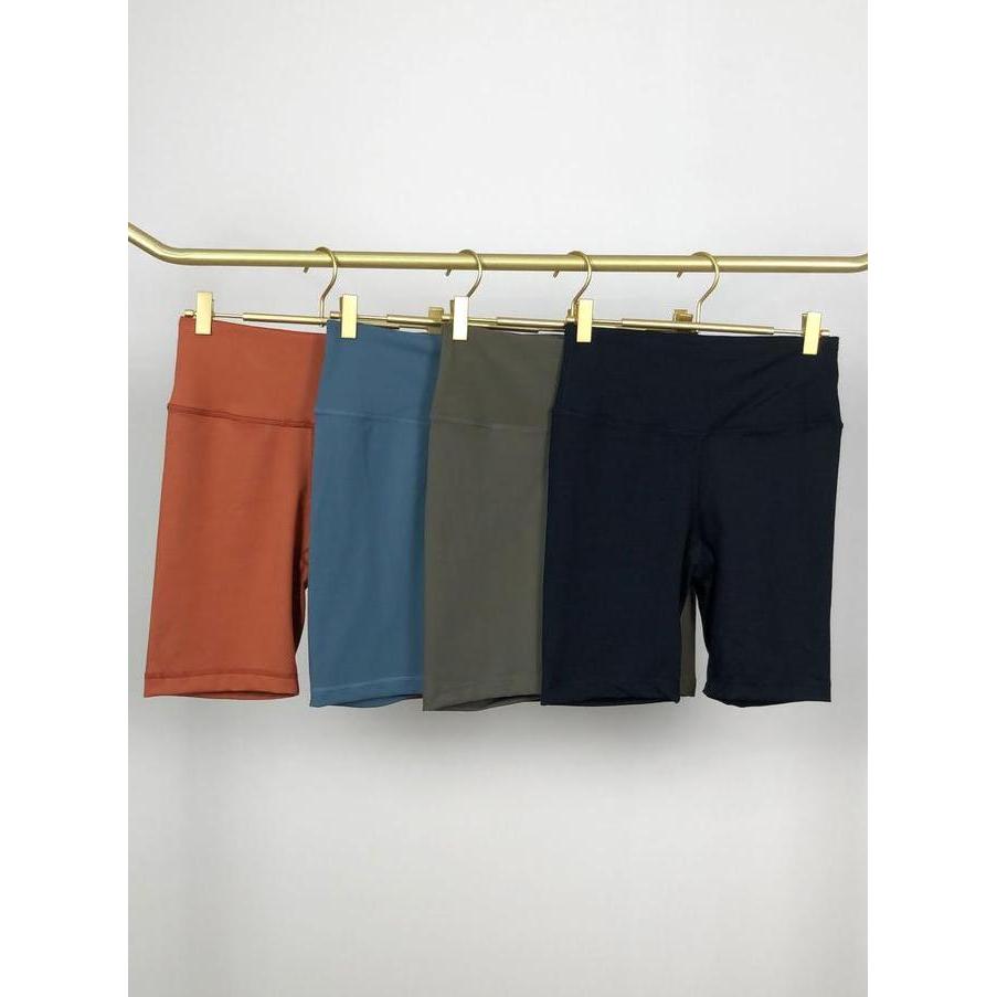 [Minne] Legging Pendek Olahraga Wanita dengan Key Pocket Degree