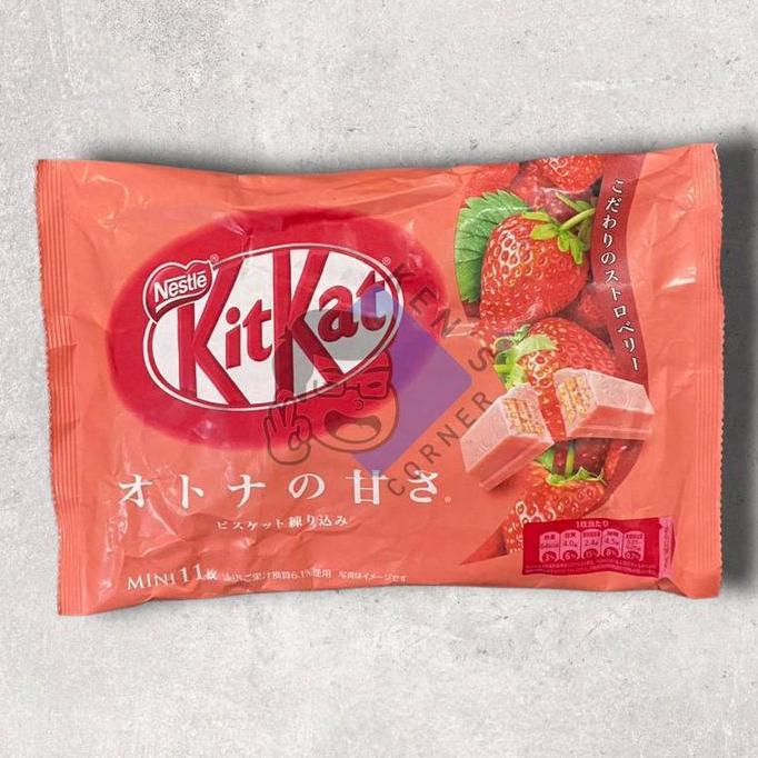 Kit Kat Strawberry / KitKat Strawberry / Coklat Kit Kat Strawberry