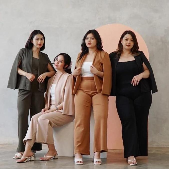 Cape Blazer Outer Wanita Jumbo Kerja Kantor Casual Hitam Polos Korean Style Kekinian Hana