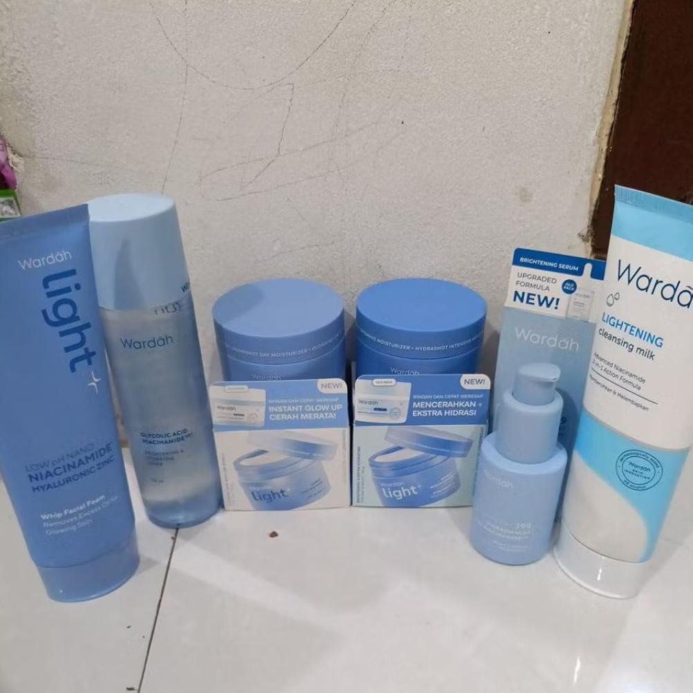 Wardah Lightening Paket Lengkap | Paket Skincare Wardah Lightening |
