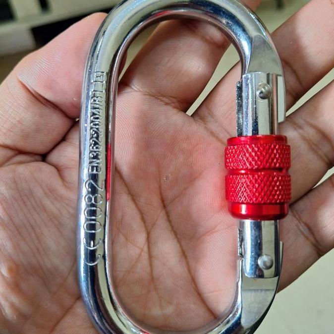 Miliki Carabiner Baja