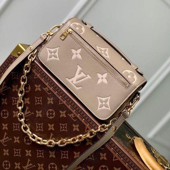 TAS L0UIS VUITT0N MICROCHIP POCHETTE METIS EAST WEST TOURTERELLE BICOLOR EMPREINTE MONOGRAM