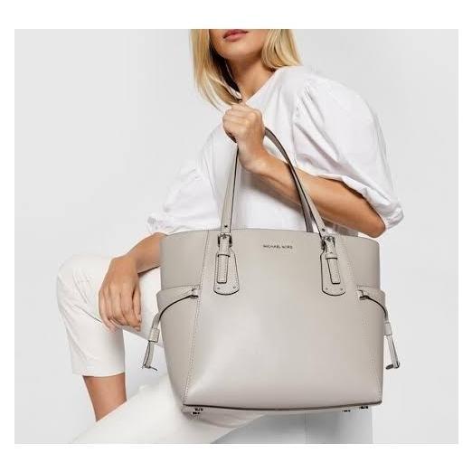 Tas Wanita MK Voyager Tote